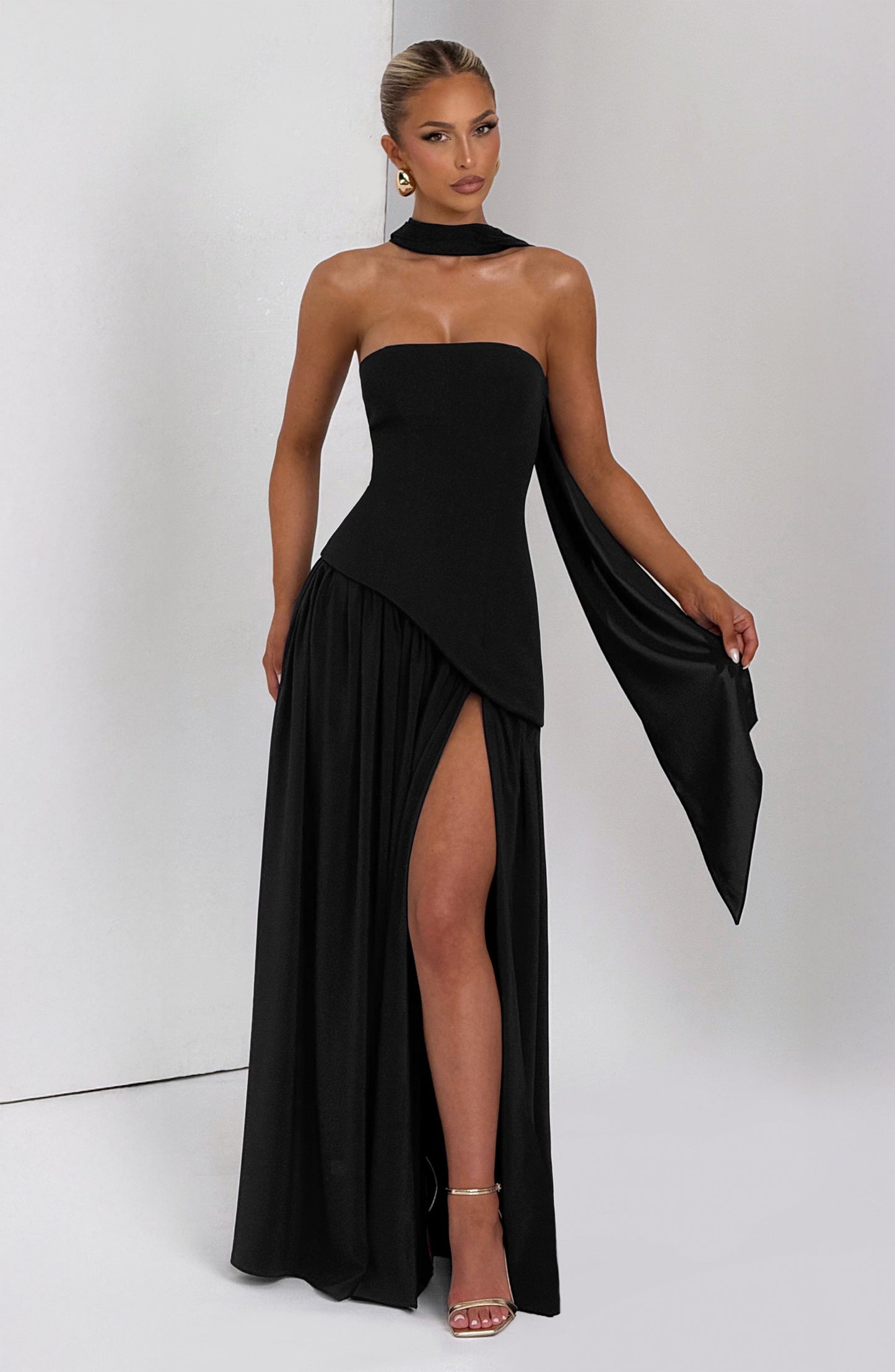 Aurelia Black Halter Open-Back Evening Maxi Dress