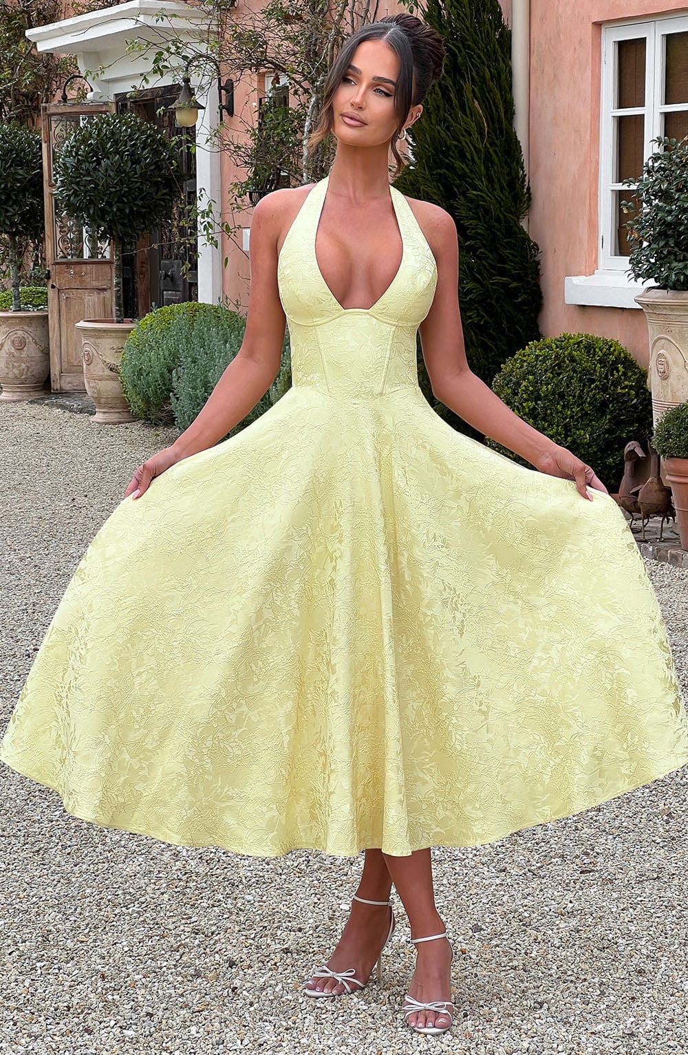 Vestido Midi Amarillo Jacquard Halter Lupita