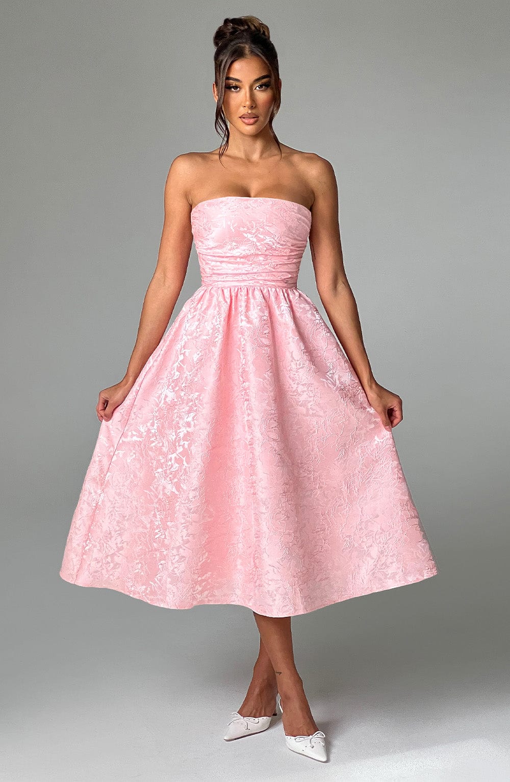 Vestido Midi Rosa Jacquard Corsé Sara
