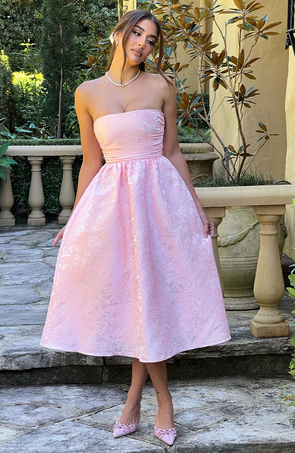 Vestido Midi Rosa Jacquard Corsé Sara