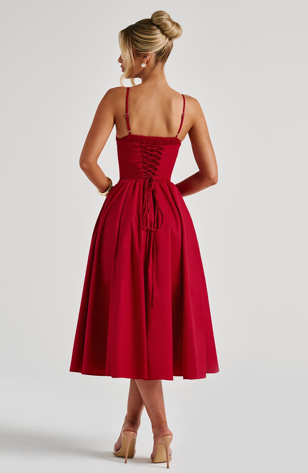 Vestido Midi Rojo Voilé Corsé Camila