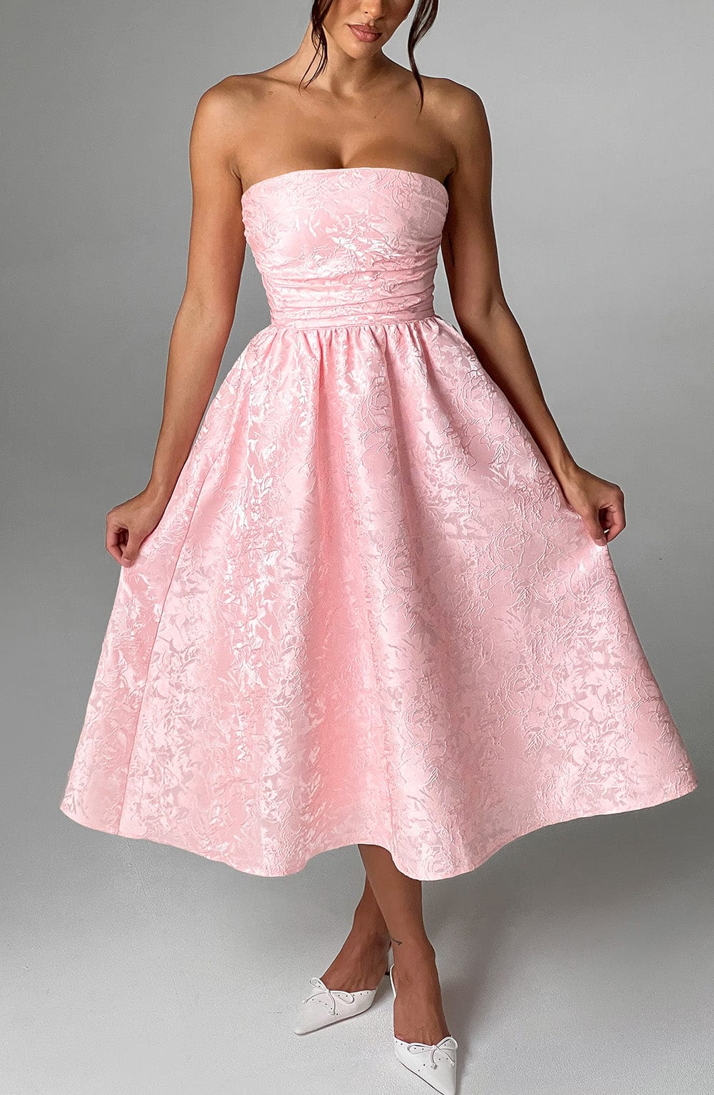 Vestido Midi Rosa Jacquard Corsé Sara