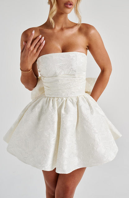 Vestido Mini Marfil Jacquard Lazo Marta