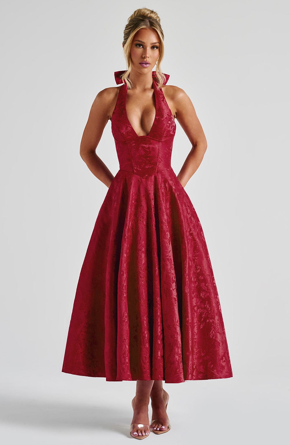 Vestido Midi Rojo Jacquard Halter Lupita