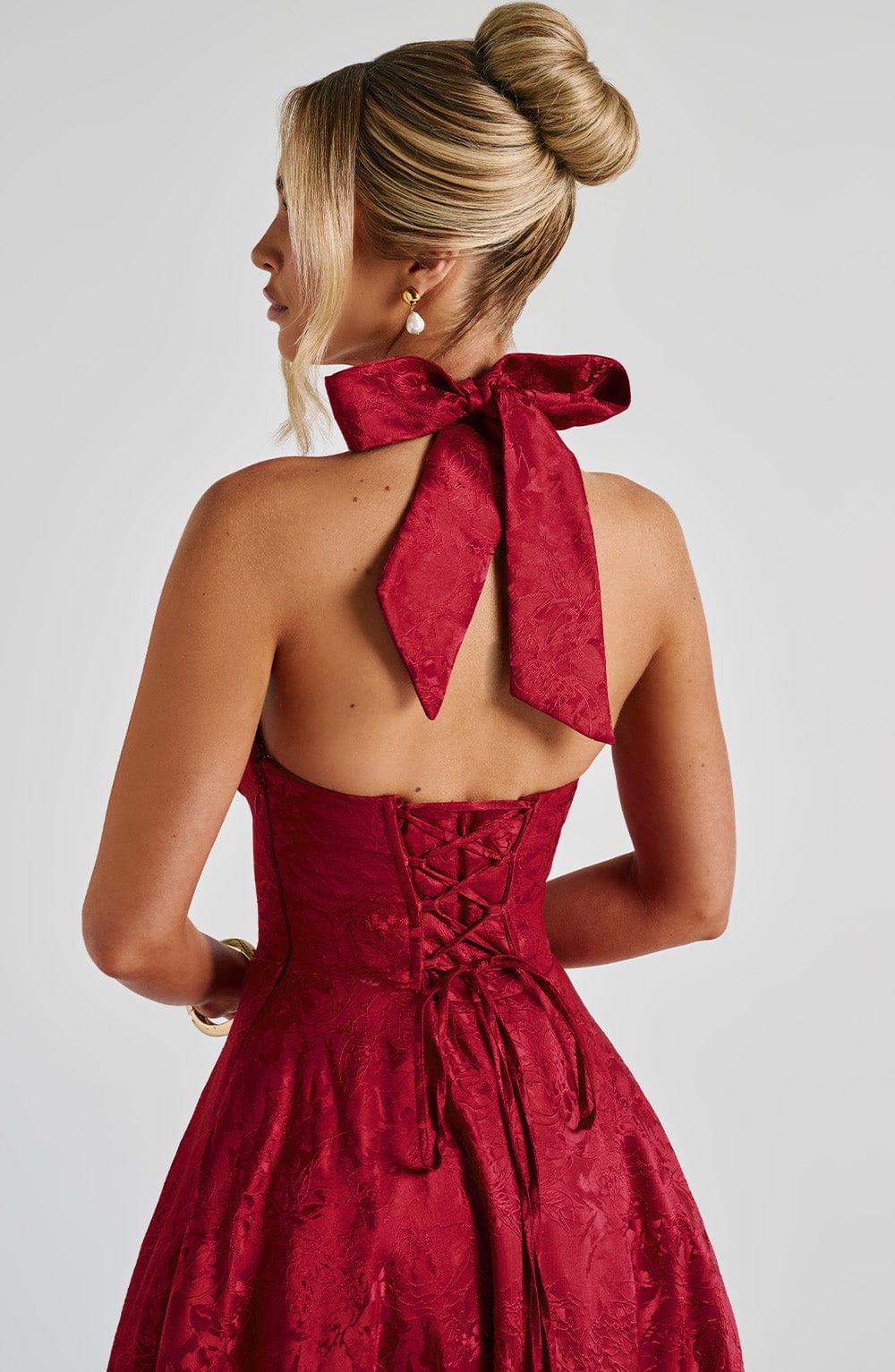 Vestido Midi Rojo Jacquard Halter Lupita