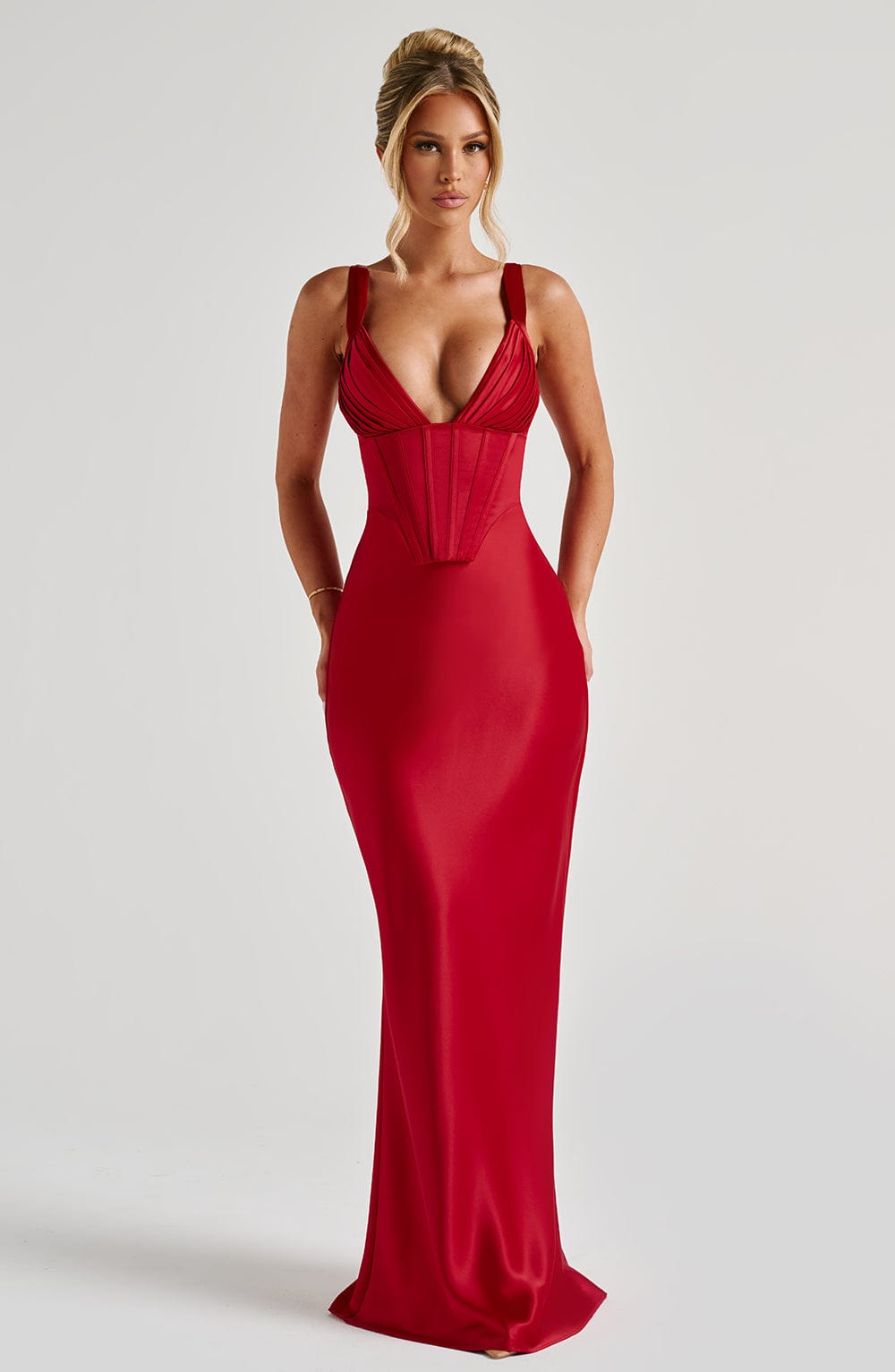 Vestido Maxi Rojo Satén Corsé Clara
