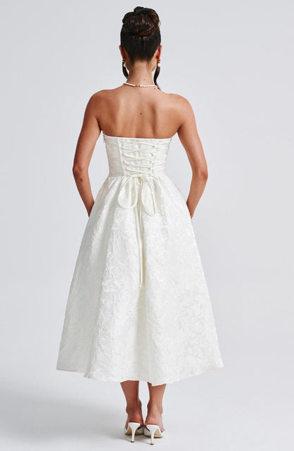 Vestido Midi Marfil Jacquard Corsé Sara