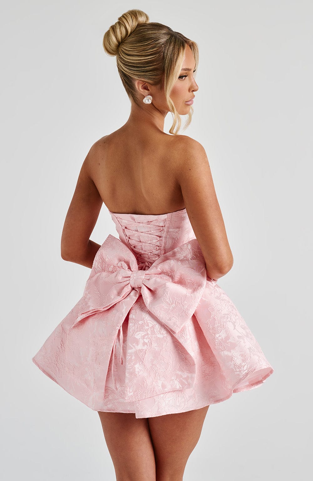 Vestido Mini Rosa Jacquard Lazo Marta