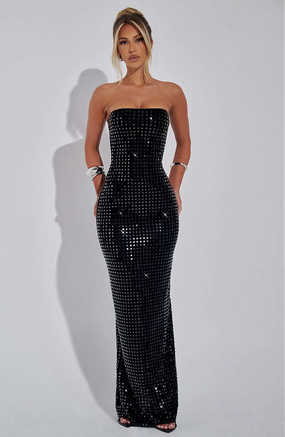 Vestido Maxi Negro Malla Pedrería Nerea