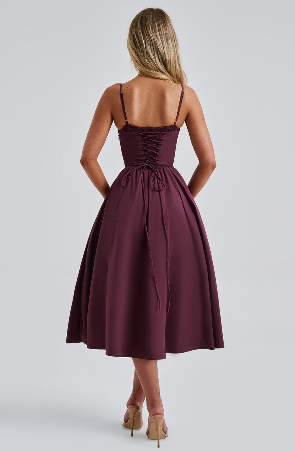Vestido Midi Vino Voilé Corsé Camila