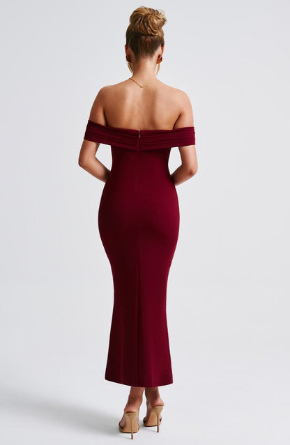Vestido Midi Borgoña Halter Crepé Beca
