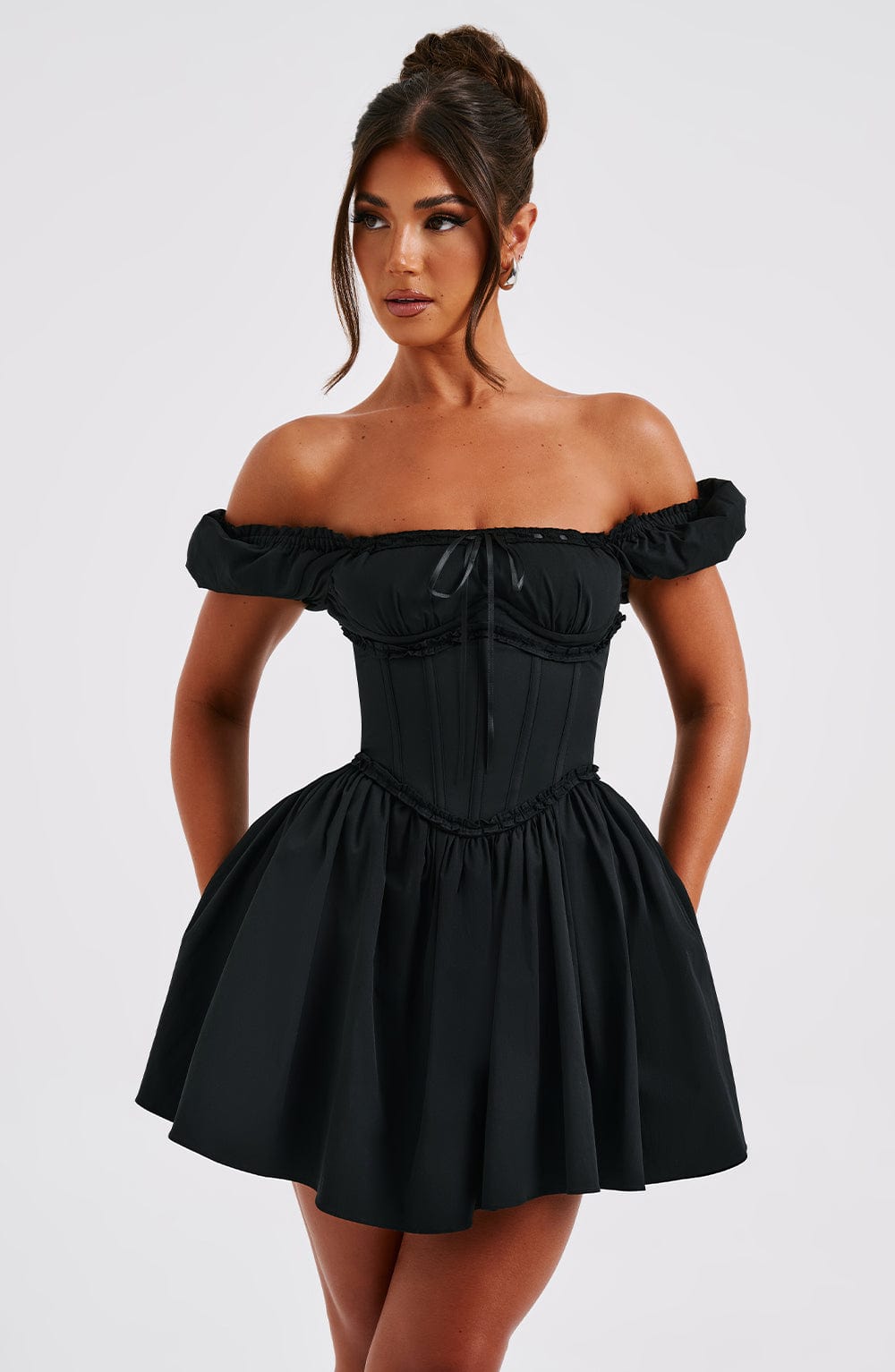 Vestido Mini Negro Corazón Terciopelo Penélope