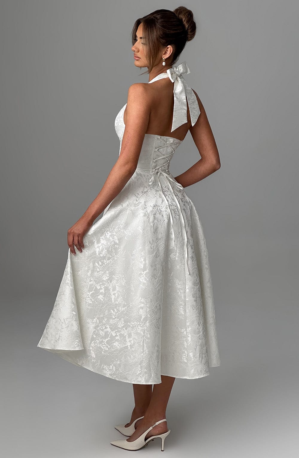 Vestido Midi Marfil Jacquard Halter Lupita