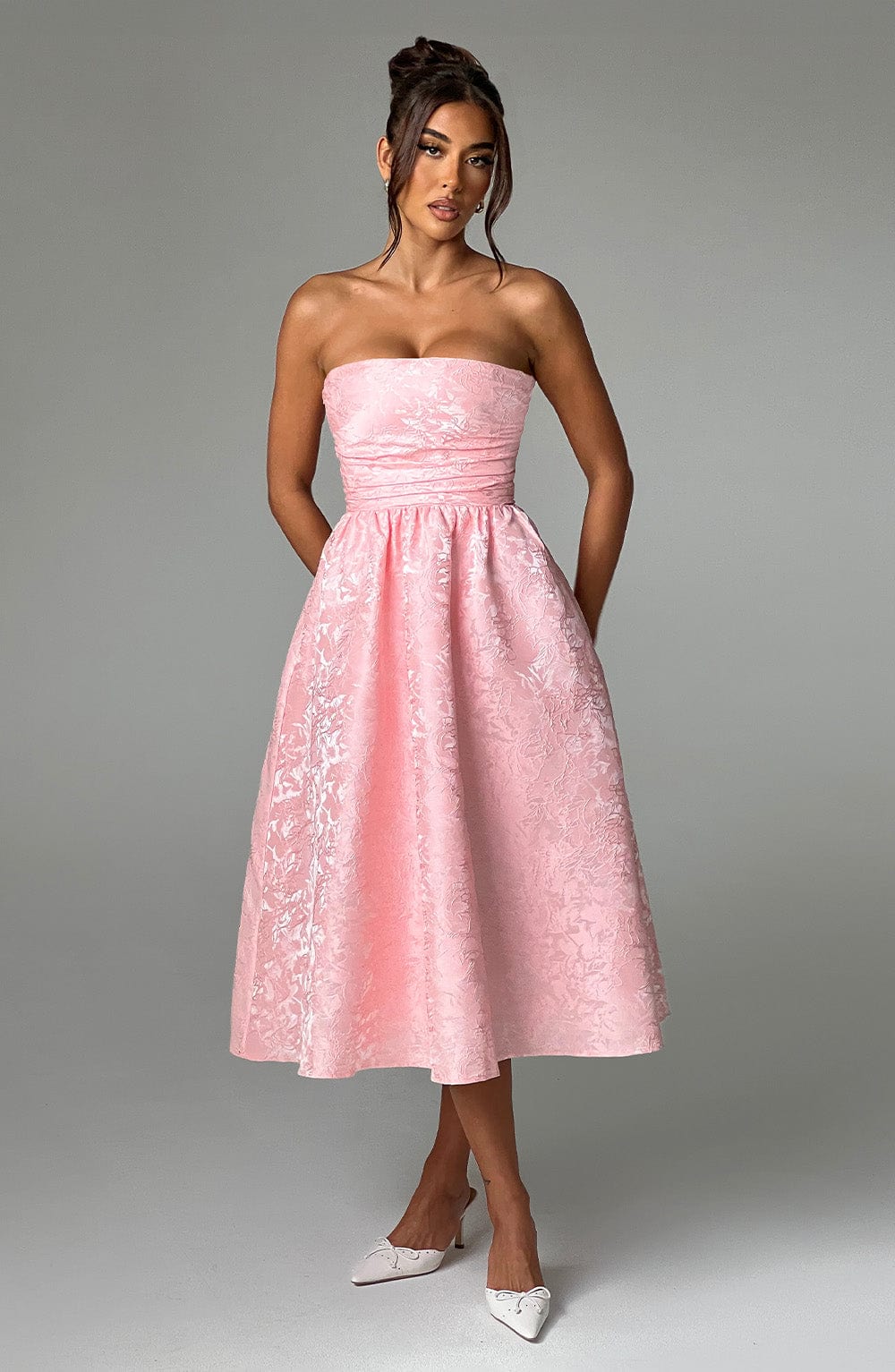 Vestido Midi Rosa Jacquard Corsé Sara