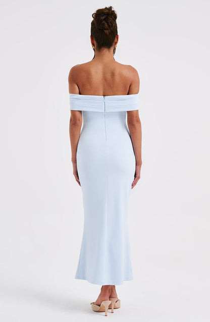 Vestido Midi Azul Halter Crepé Beca