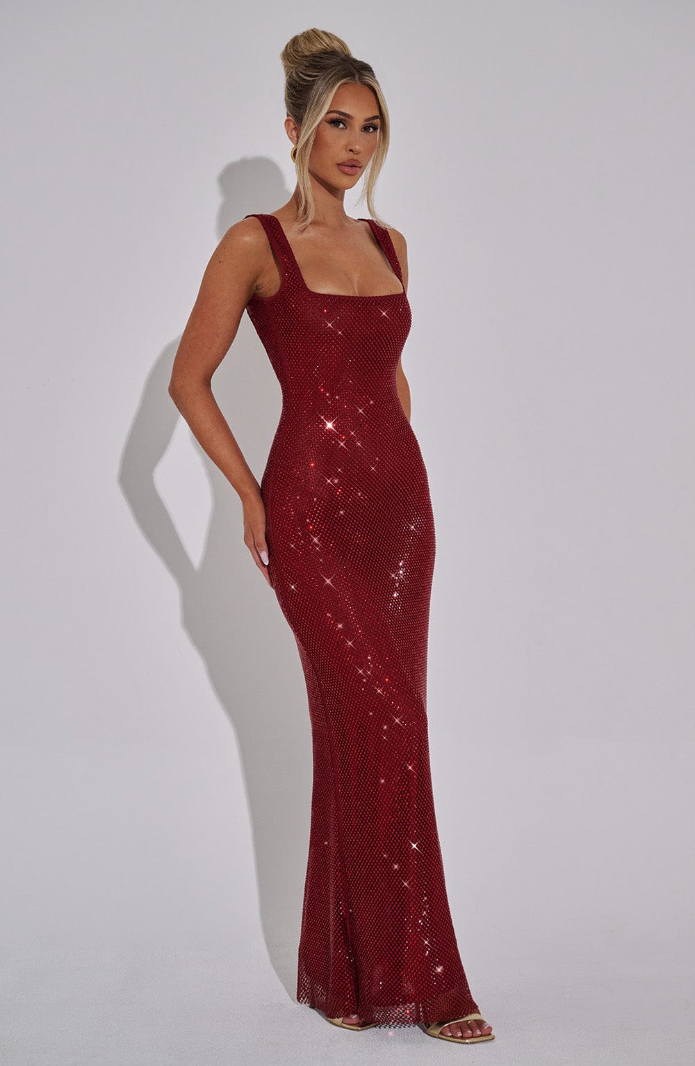 Vestido Maxi Rojo Vino Malla Pedrería Paola