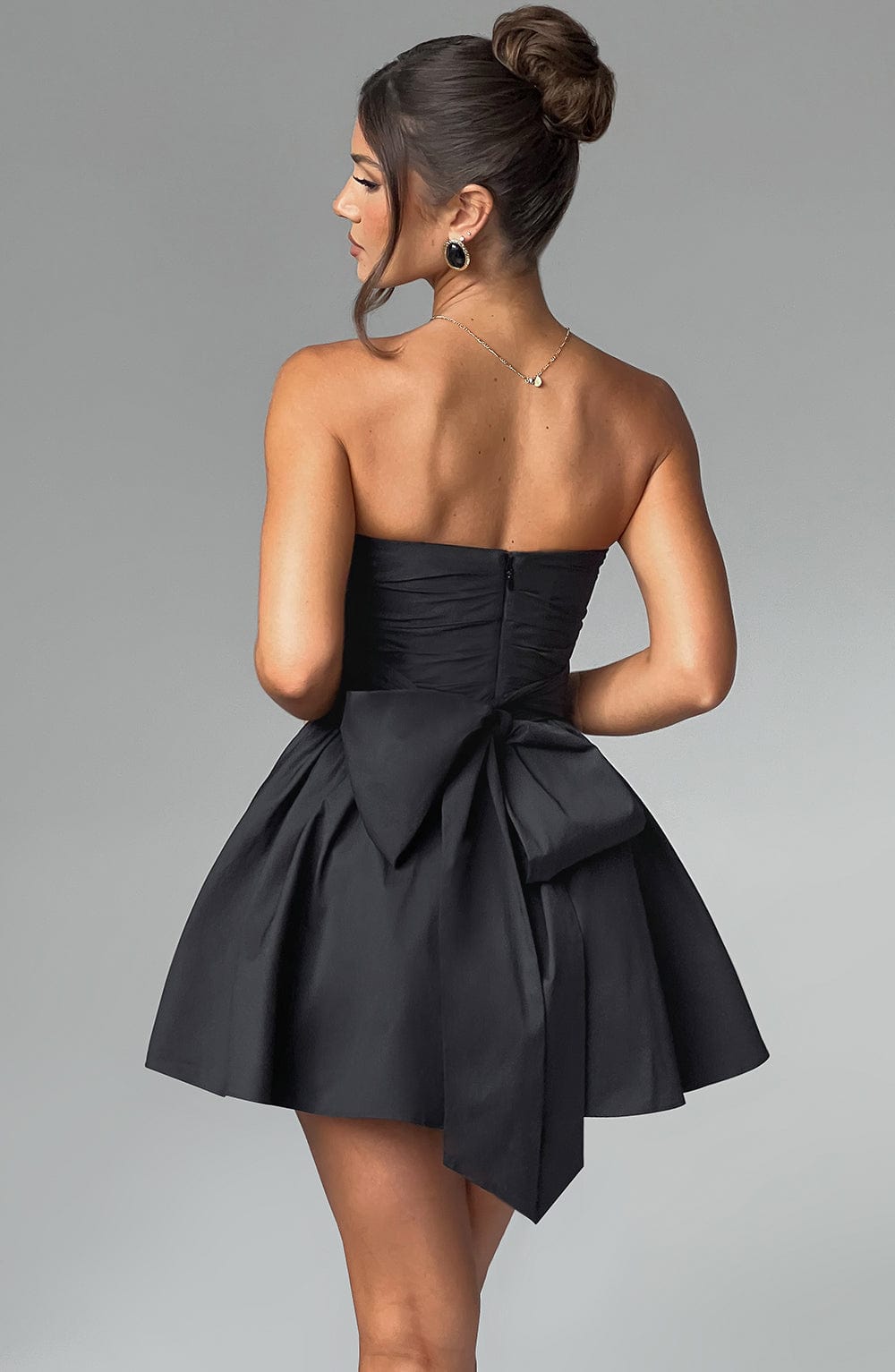 Vestido Mini Negro Corsé Catalina