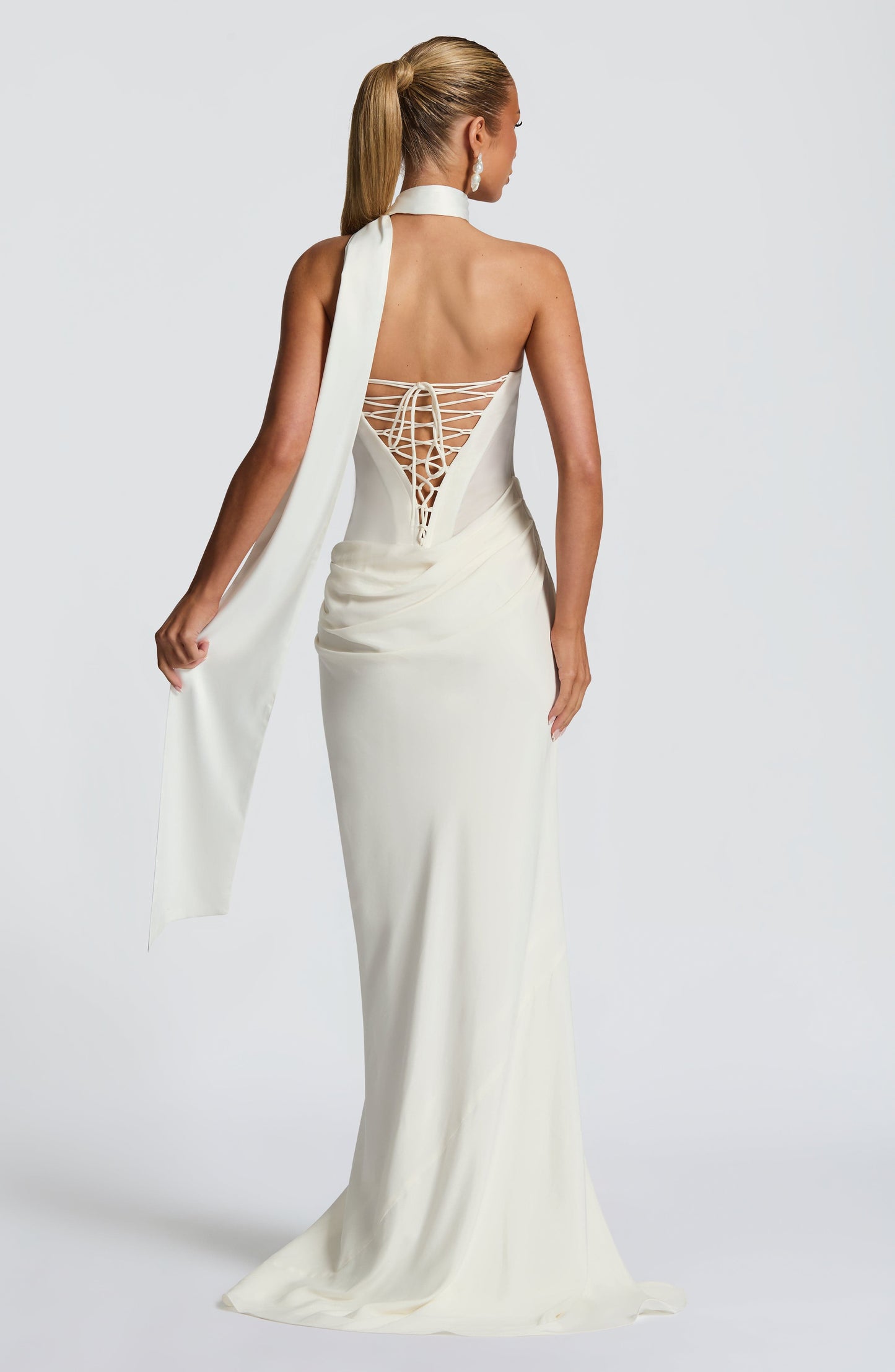 Vestido Largo Marfil Halter Lorena