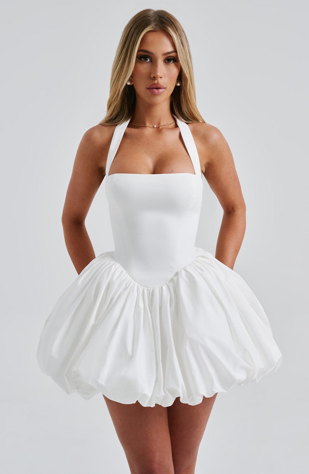 Vestido Mini Marfil Halter Corsé Martina