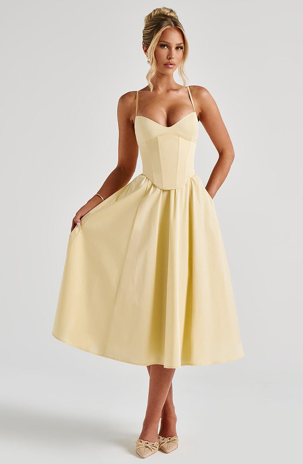 Vestido Midi Amarillo Voilé Corsé Camila