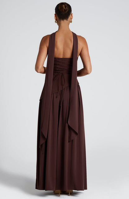 Brown strapless satin maxi dress with high slit and sculpted waist – AURÉLE by Moudier

