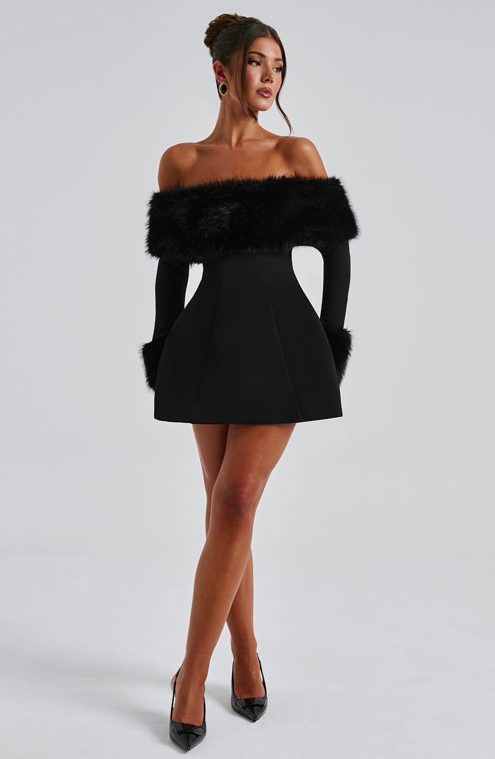 Vestido Mini Negro Bardot Piel Valeria