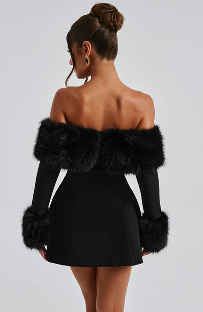 Vestido Mini Negro Bardot Piel Valeria