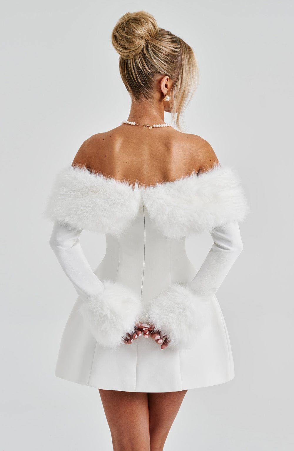 Vestido Mini Marfil Bardot Piel Valeria